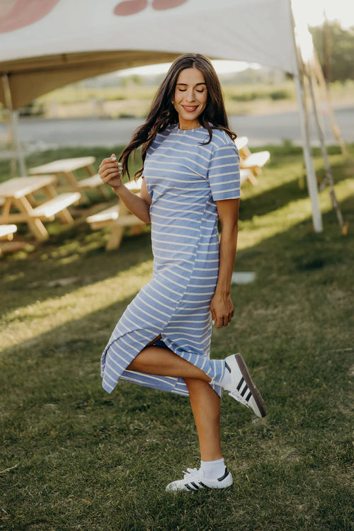 striped t shirt dress midi Frandi Striped T-Shirt Midi Dress