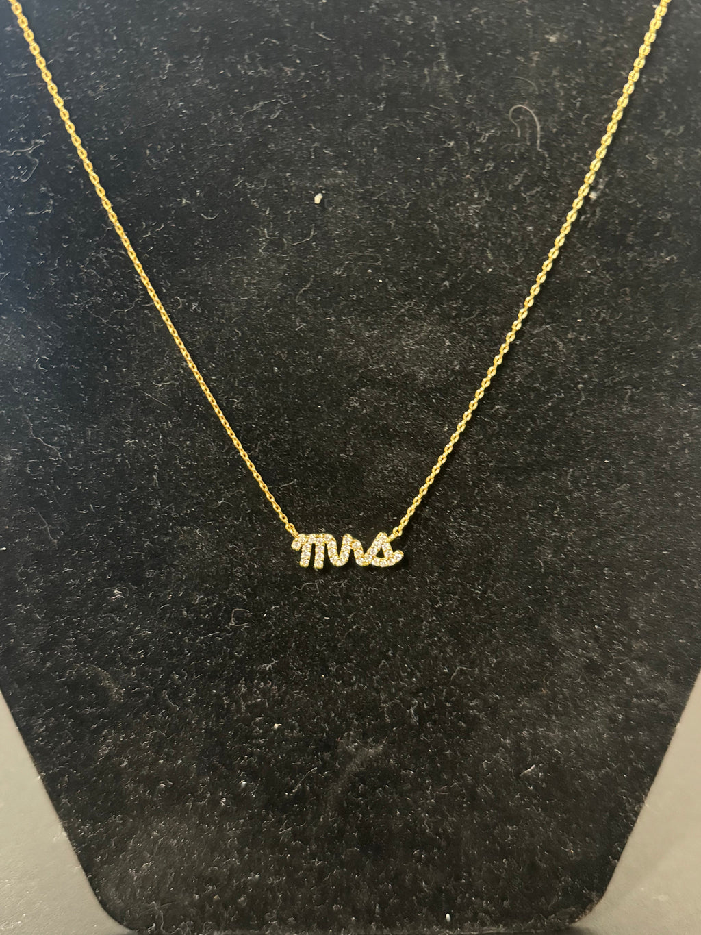 Mrs - Necklace