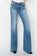 Risen Wide Legged Jeans - Medium Wash - Extended Size